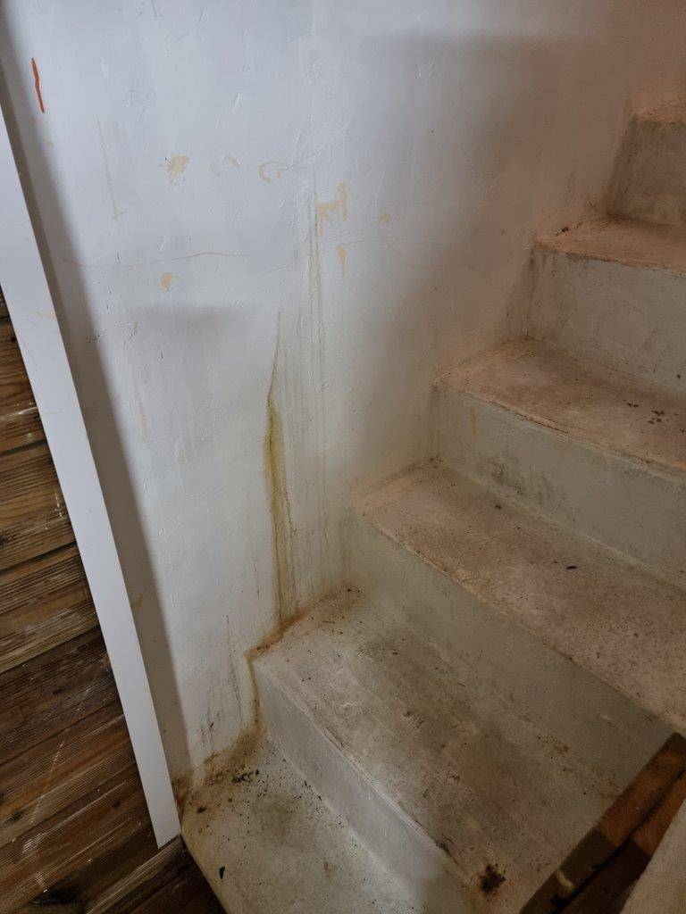 Réalisation d'un cuvelage complet dans une cave a la garde dans le 83